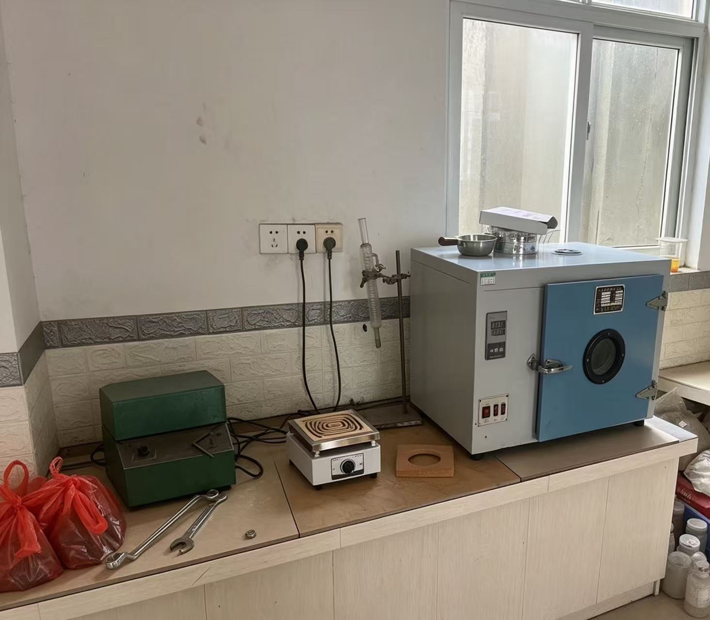 Laboratory testing equipment used by Huarui